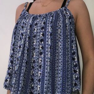 🦋3 FOR 30🦋 BLUE FLOWY TOP